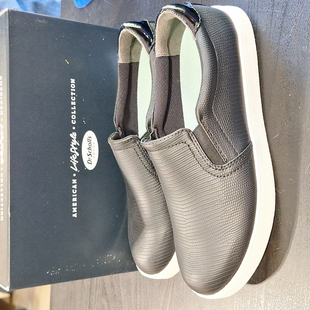 Dr Scholl's black comfort slip on sneakers NIB 8.5M